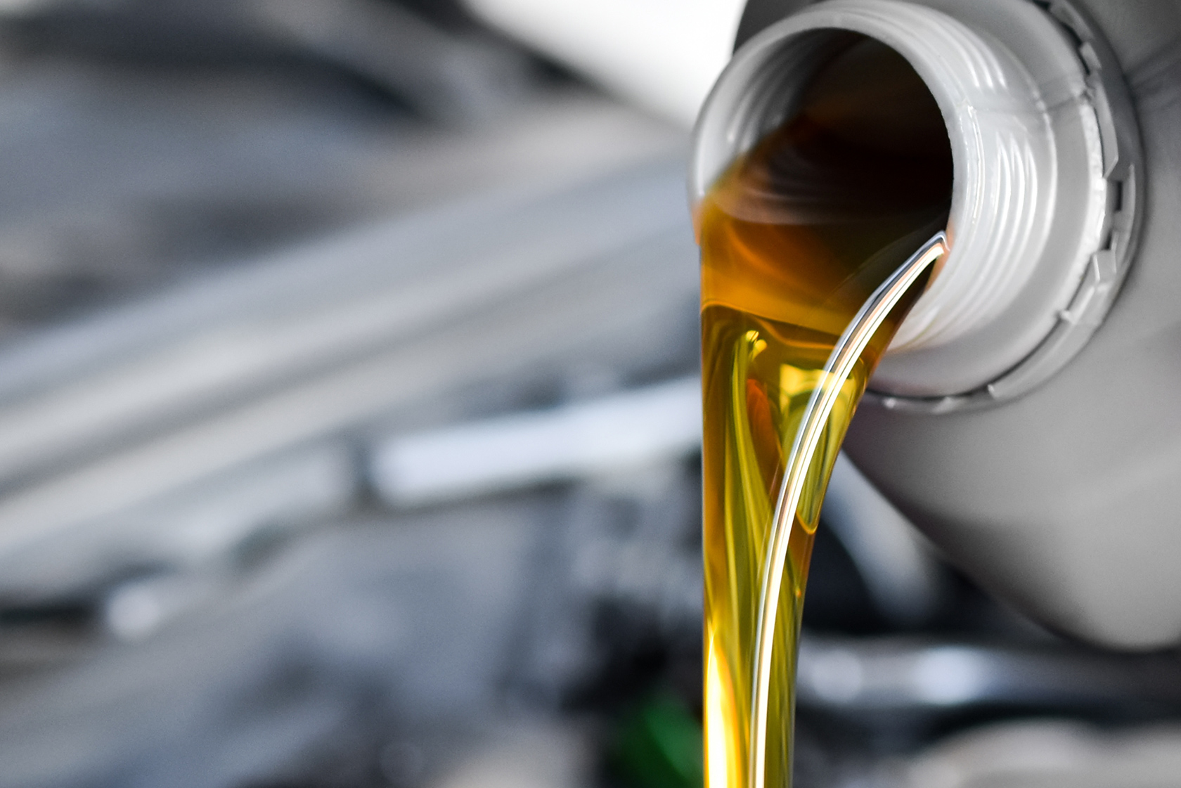 Wie man das richtige Öl für das Auto wählt?
