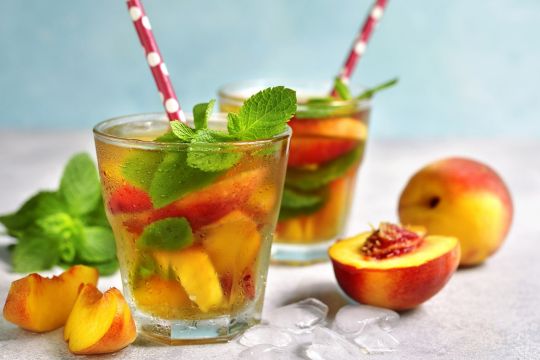 Pfirsiche aus dem eigenen Garten – bei JUMBO