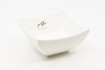 Image of Curve - viereckige Porzellan Bowle bei JUMBO