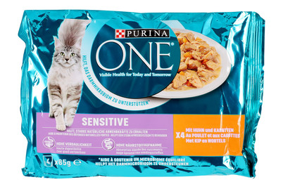 Image of Purina ONE Katzenfutter Sensitive in Sauce Huhn 4x85g bei JUMBO