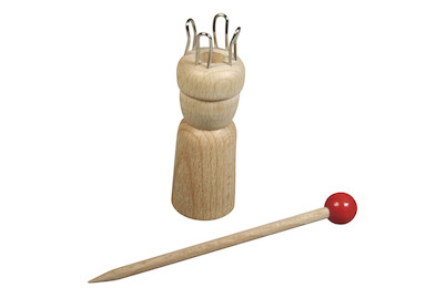 Image of Strickliesel m.Nadel, Fsc100%, 2,4cm ø, 7,5cm, 4 Ösen, ø-Loch:1cm, SB-Btl 1Set bei JUMBO