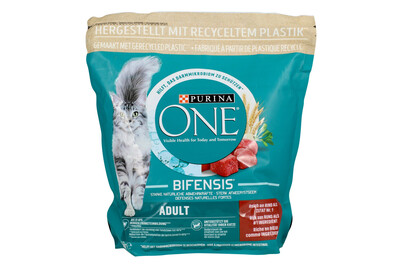 Image of Purina ONE Trockenkatzenfutter Adult Rind & Getreide bei JUMBO