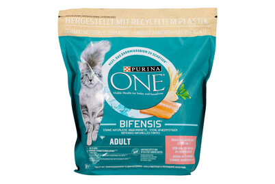 Image of Purina ONE Trocken-Katzenfutter Adult Lachs & Getreide bei JUMBO