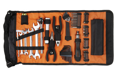 Image of Black + Decker Mechaniker Set Roll-Tasche bei JUMBO