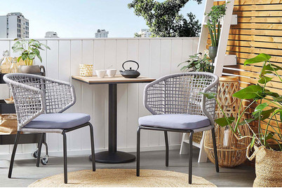 Image of Beliani Gartenstuhl Aluminium / Flechtschnur schwarz / grau Auflagen grau 2er Set Palmi bei JUMBO