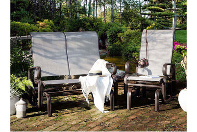 Image of Beliani Gartenbank Aluminium braun 115 cm Schaukelfunktion Borgio bei JUMBO