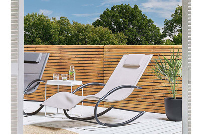 Image of Beliani Gartenliege Stahl Textilbespannung beige Schaukelfunktion Carano II bei JUMBO