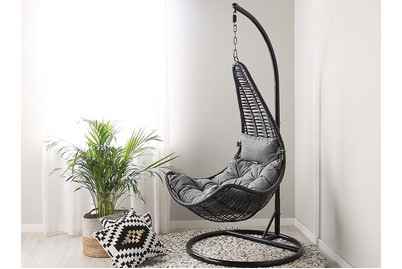 Image of Beliani Hängesessel mit Gestell ø 95 cm Rattan schwarz Atri bei JUMBO