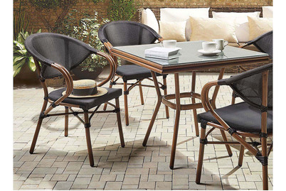 Image of Beliani Gartenstuhl schwarz / dunkler Holzfarbton 4er Set Caspri bei JUMBO