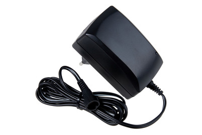 Image of Max Hauri AG Universal-Steckernetzgerät 2250 mA bei JUMBO