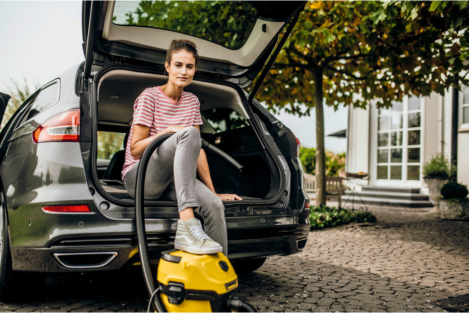 Krcher Aspirapolvere per liquidi e solidi WD 3 V-17/6/20 Car | 1000 W | 17 l acquistare da JUMBO Krcher Aspirapolvere per liquidi e solidi WD 3 V-17/6/20 Car | 1000 W | 17 l acquistare da JUMBO