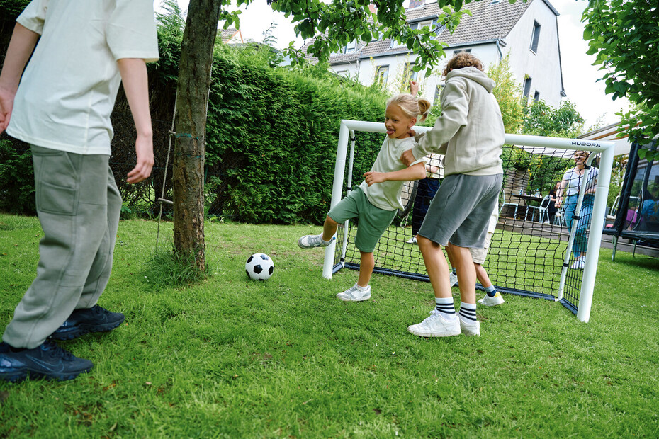 But De Football HUDORA Hornet 180 Avec Mur D'Entraînement - 180x120x60 Cm - Enfant & Adulte