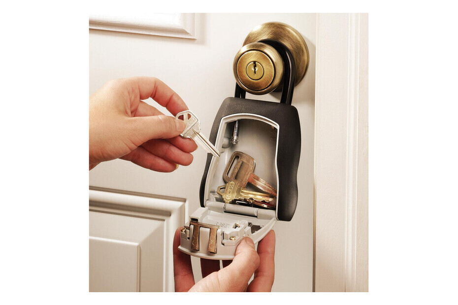 Master Lock 570DLHPF Padlock, Keyed Alike Key, 9/32 in Dia Shackle, 2 – Shell Lumber and Hardware Master Lock 570DLHPF Padlock, Keyed Alike Key, 9/32 in Dia Shackle, 2 – Shell Lumber and Hardware